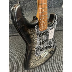 Fender Stratocaster Black Paisley MADE IN JAPAN. Limited Edition!