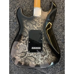 Fender Stratocaster Black Paisley MADE IN JAPAN. Limited Edition!