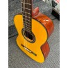 Guitare Classique Espagnole cordes nylon. Bonne pour les débutants.