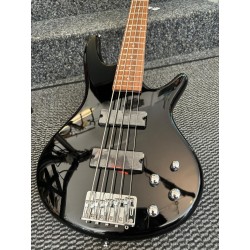 Basse Ibanez Gio 5 Cordes. Puissante!