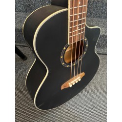 Ortega Electroacoustic Bass avec Cutaway Style et Profondeur